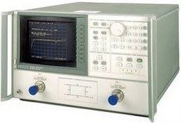 Використовуваний мережевий аналізатор Agilent 876C